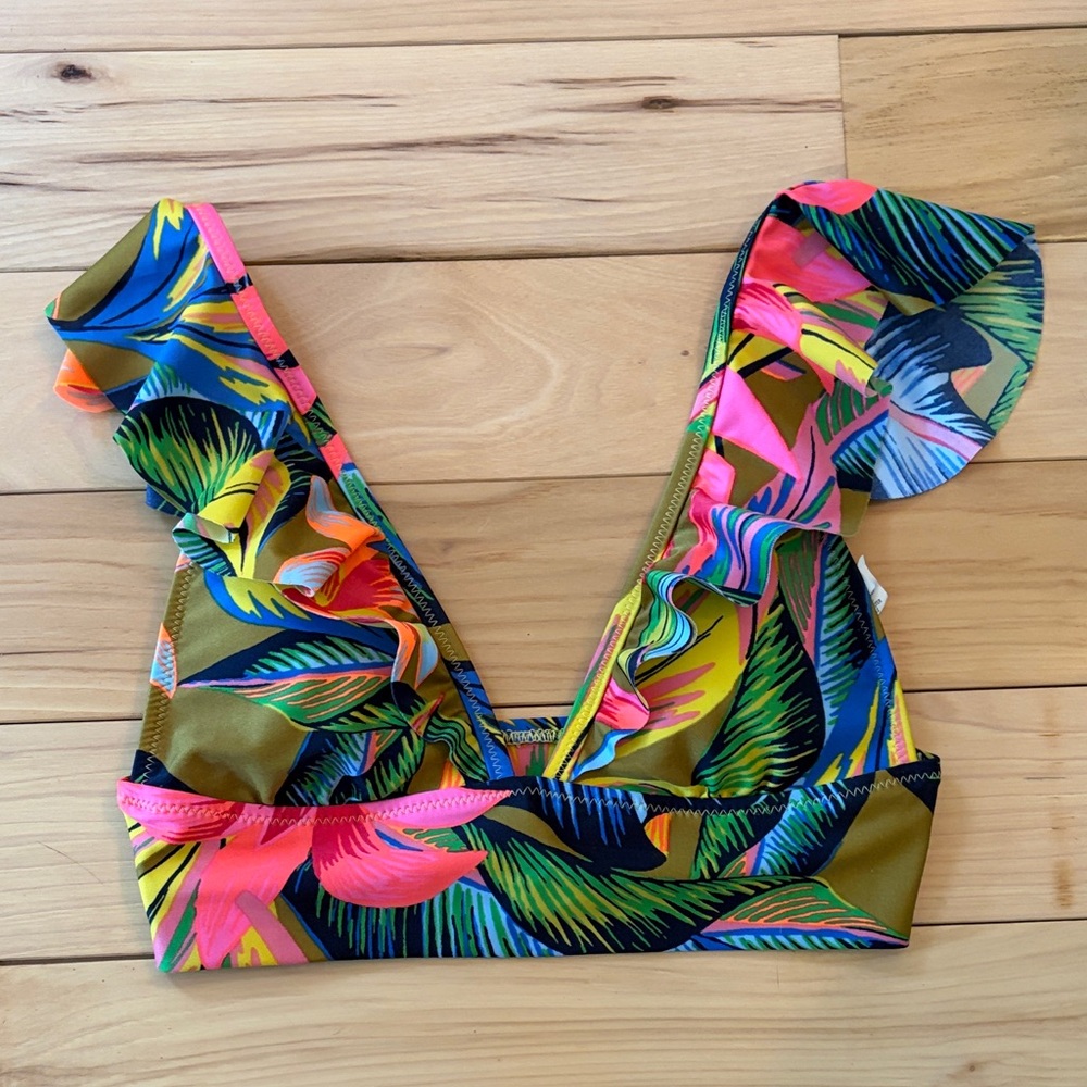 NWOT aerie bikini top XS